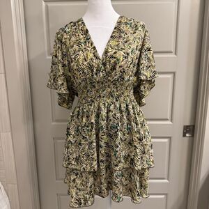 Zara Gray Green Floral Mini Dress M Short Sleeve Flowy Boho Day